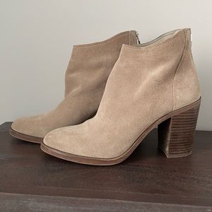 Barely worn, Dolce Vita ankle bootie